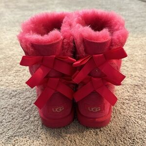 Great condition kids Pink Uggs size 1